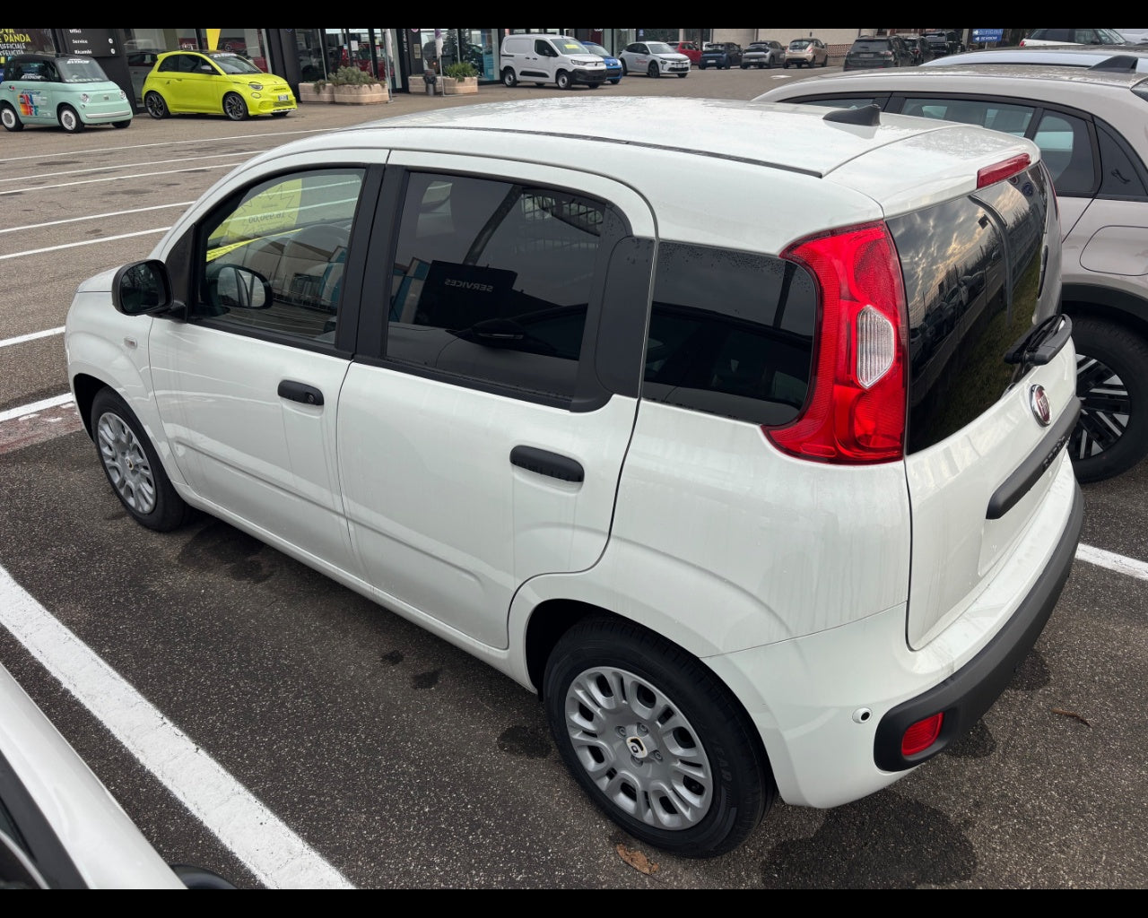 Panda Van Series 9 Panda 1.0 Hybrid S&S 70cv E6.4 - 2 Posti
