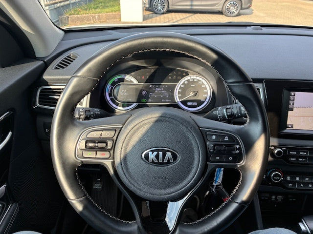 KIA NIRO HYBRID STYLE