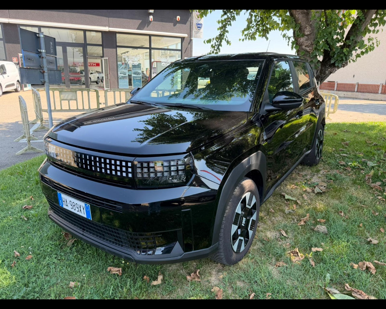 GRANDE PANDA HYBRID ICON 110CV