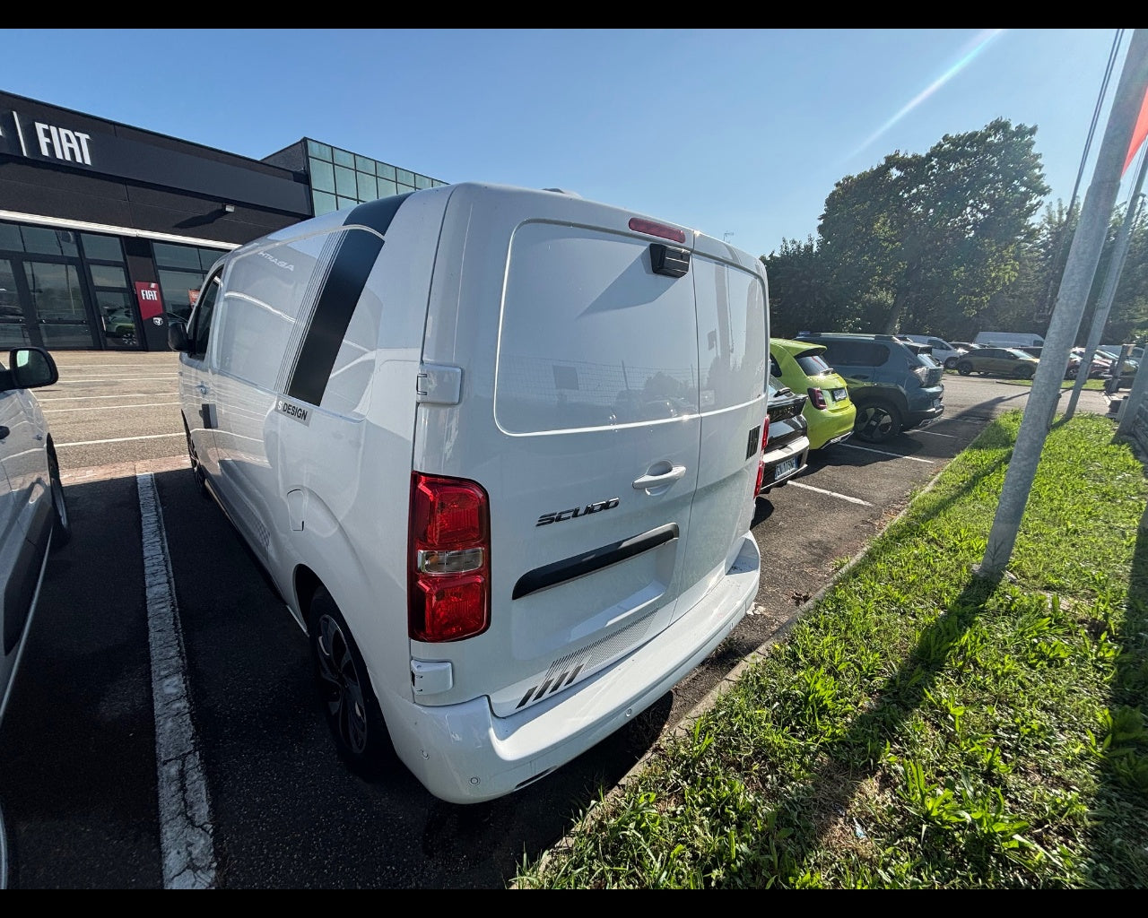 Scudo Serie 3 Van L2h1 2.0 Bluehdi 180cv At8 Serie Speciale "S-Design"