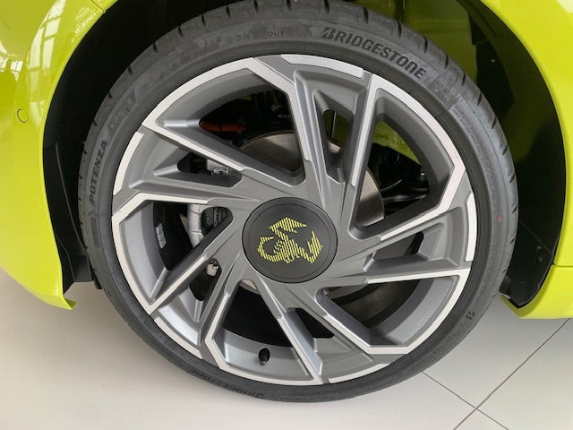 NEW 500e ABARTH SCORPIONISSIMA