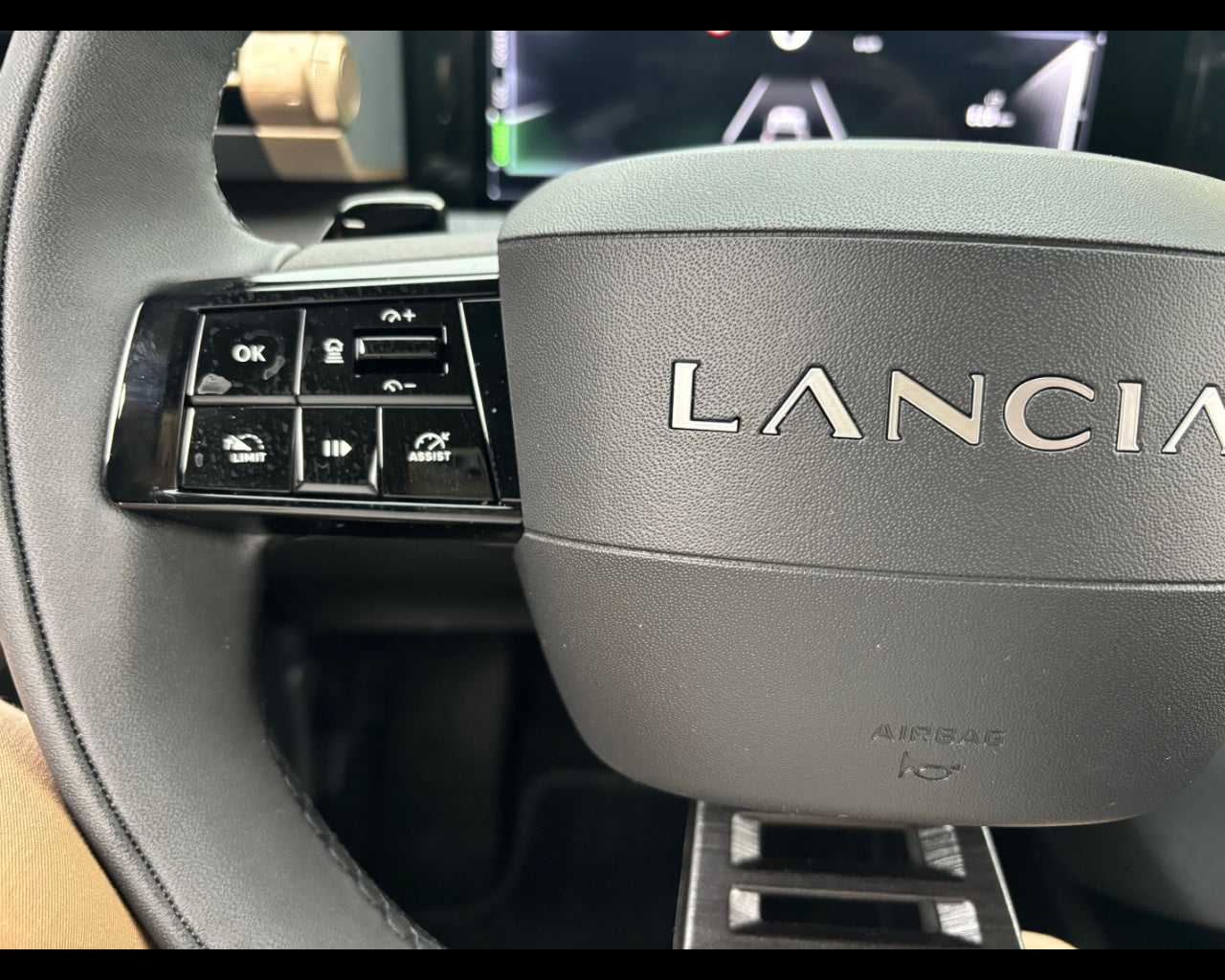 Nuova Ypsilon Ibrida Lx 1.2 100cv Ibrida