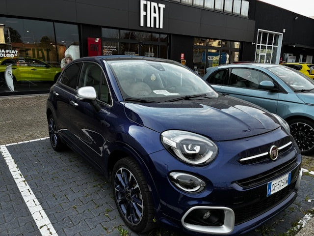 FIAT 500X 1.5 HYBRID DOLCEVITA YACHT CAPRI
