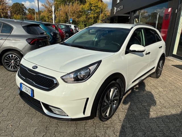 KIA NIRO HYBRID STYLE