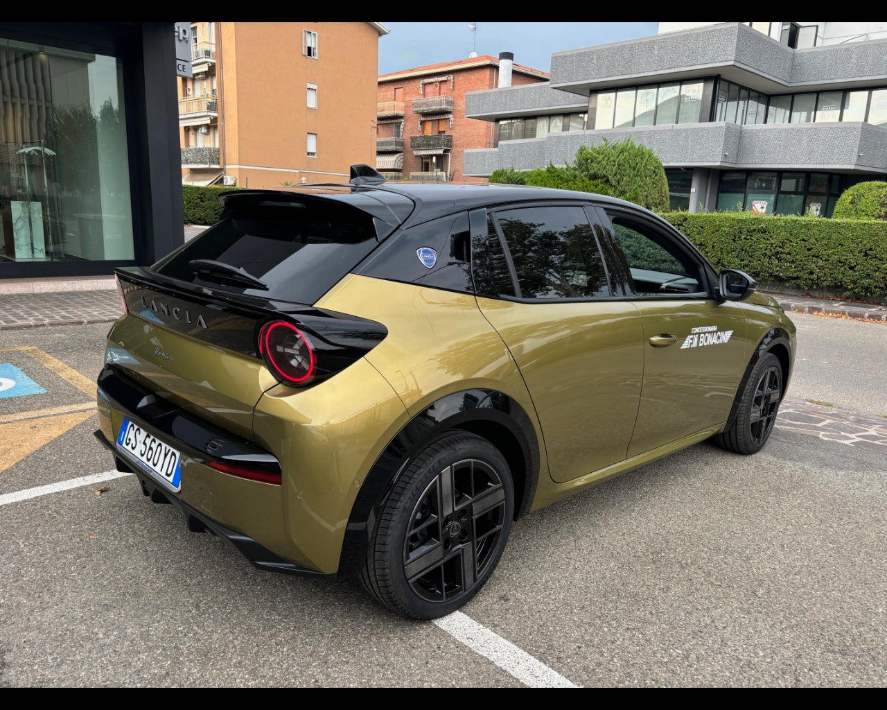 Nuova Ypsilon Ibrida Lx 1.2 100cv Ibrida