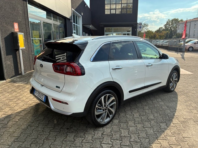 KIA NIRO HYBRID STYLE