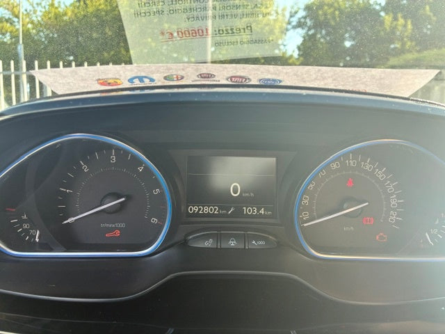 PEUGEOT 2008 1.6 HDI 120CV ALLURE