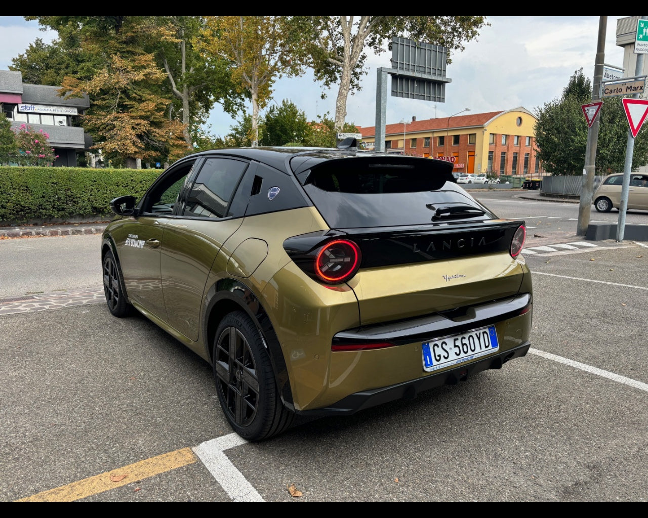 Nuova Ypsilon Ibrida Lx 1.2 100cv Ibrida