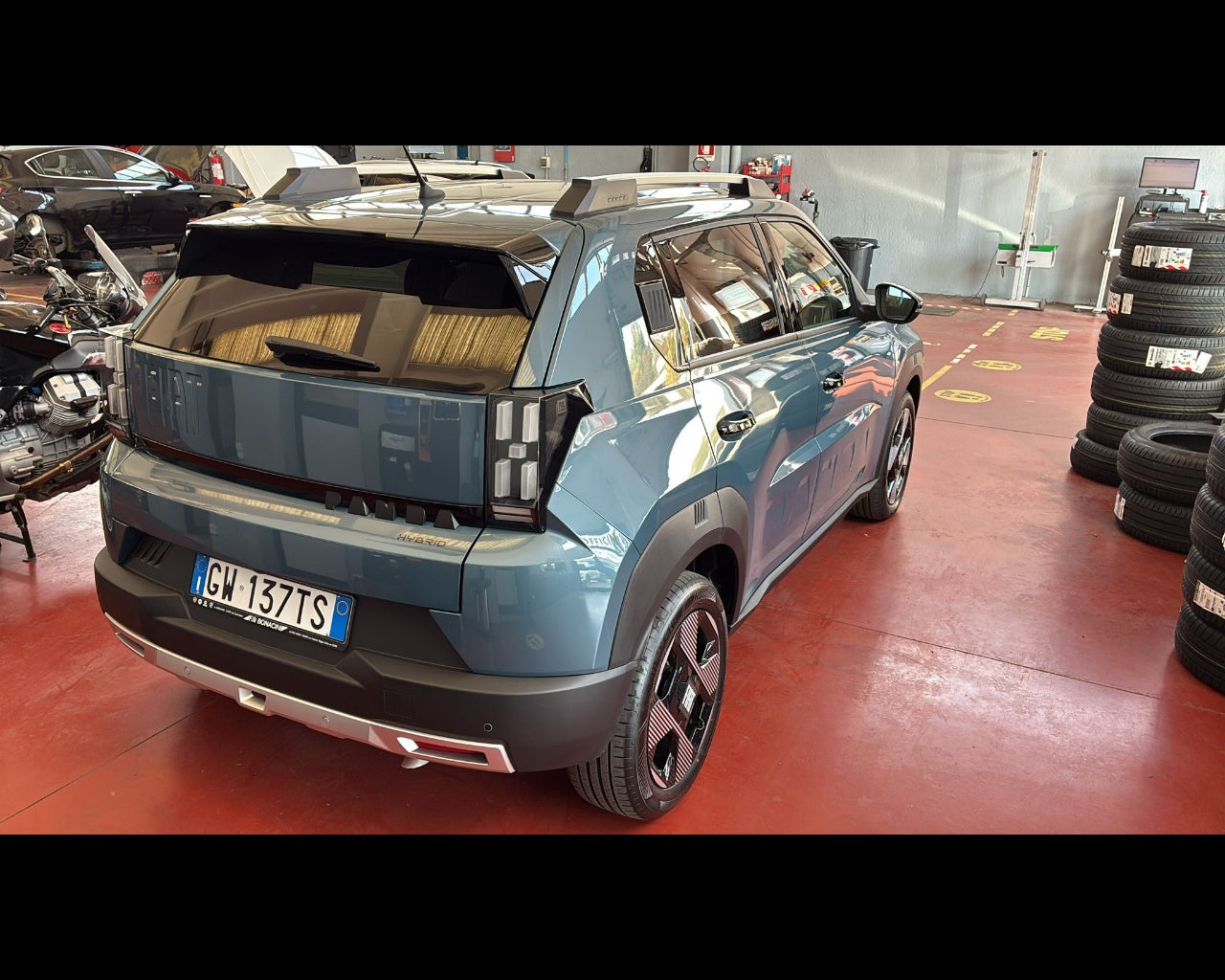 Grande Panda Hybrid La Prima 1.2 Hybrid 100cv