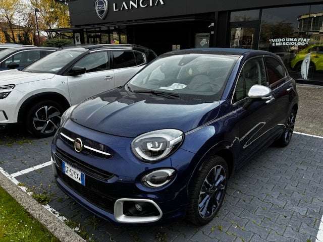 FIAT 500X 1.5 HYBRID DOLCEVITA YACHT CAPRI
