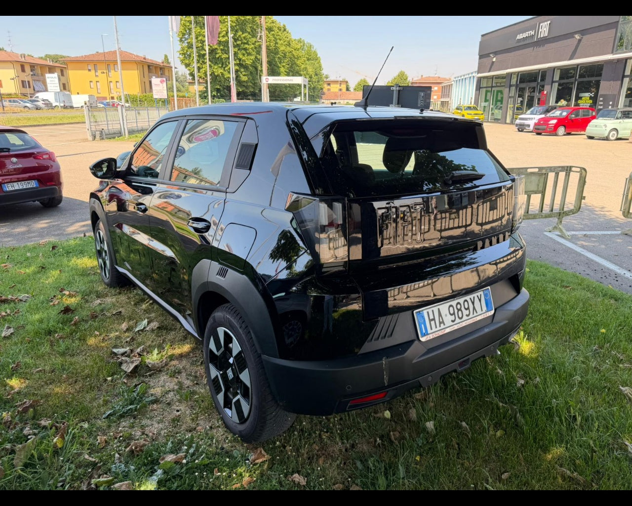 GRANDE PANDA HYBRID ICON 110CV