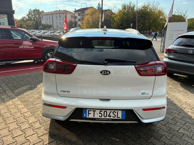 KIA NIRO HYBRID STYLE
