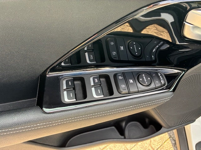 KIA NIRO HYBRID STYLE
