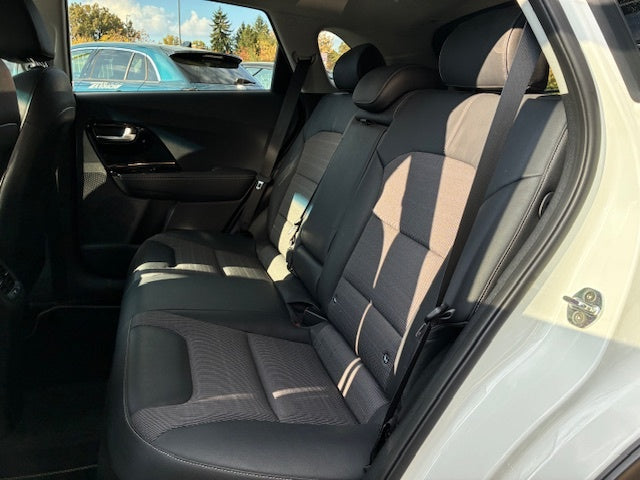 KIA NIRO HYBRID STYLE