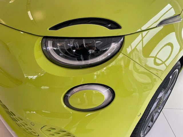 NEW 500e ABARTH SCORPIONISSIMA