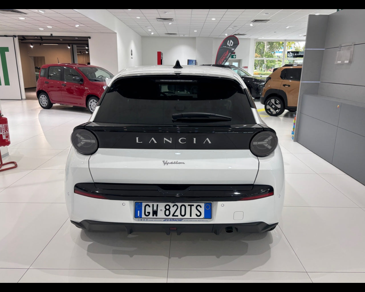 Nuova Ypsilon Ibrida Lx 1.2 100cv Ibrida