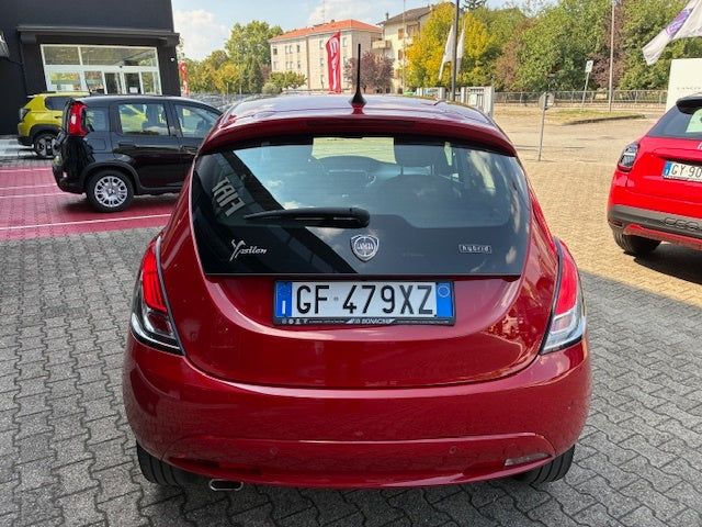 LANCIA Y 1.0 HYBRID 70CV GOLD
