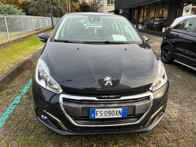 PEUGEOT 208 1.2 BZ