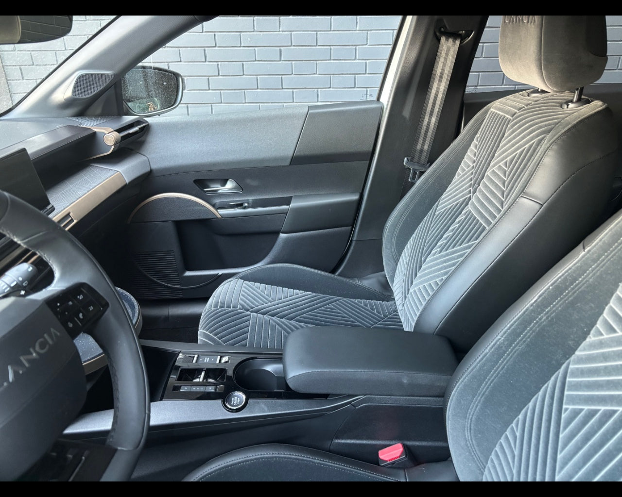 Nuova Ypsilon Ibrida Lx 1.2 100cv Ibrida