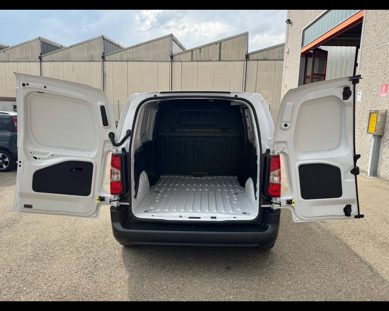 Doblò Serie 3 Van Ch1 1.5 Bluehdi 100cv Mt6