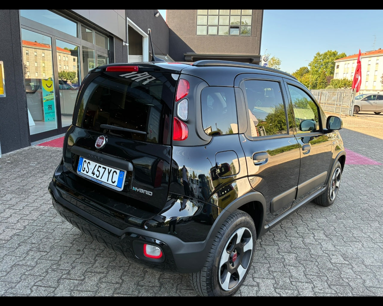 NUOVA PANDA 1.0 HYBRID 70CV CROSS