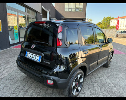 NUOVA PANDA 1.0 HYBRID 70CV CROSS