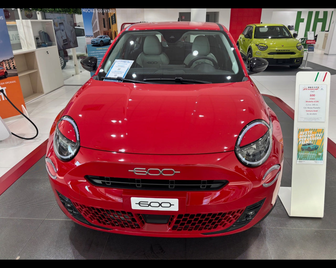 600 Hybrid Icon 1.2 Hybrid 145cv