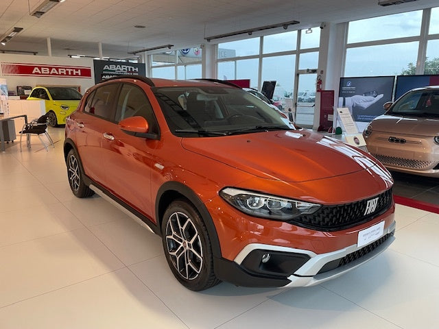 Tipo Hatchback My23 1.5 Hybrid130cv Dct Hb Cross