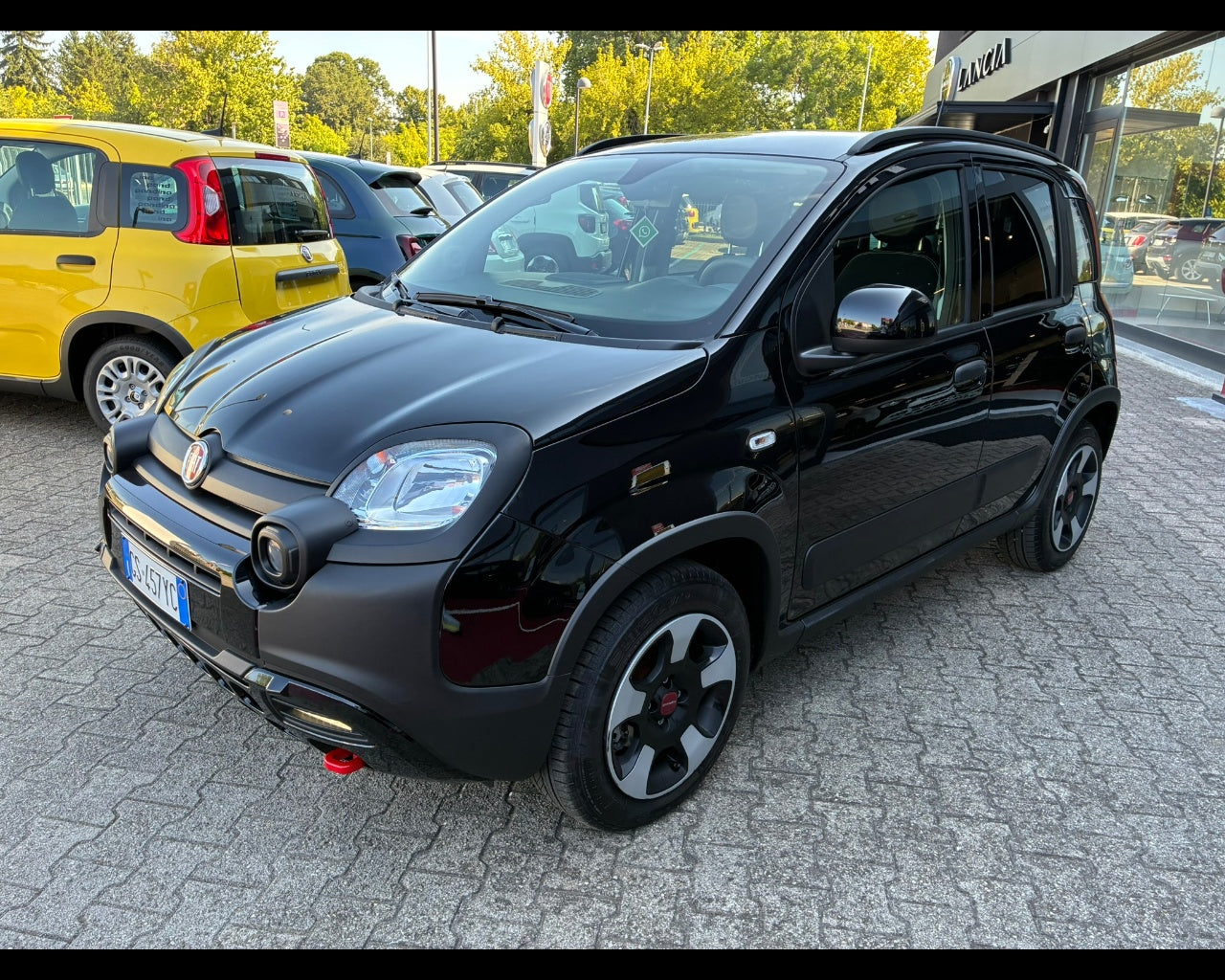 NUOVA PANDA 1.0 HYBRID 70CV CROSS