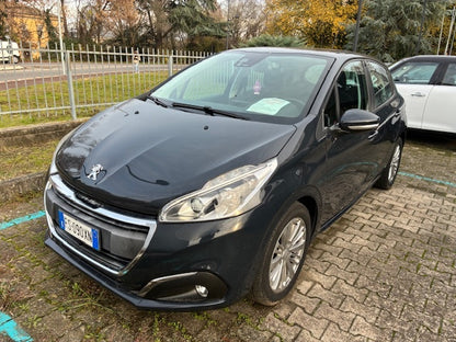 PEUGEOT 208 1.2 BZ