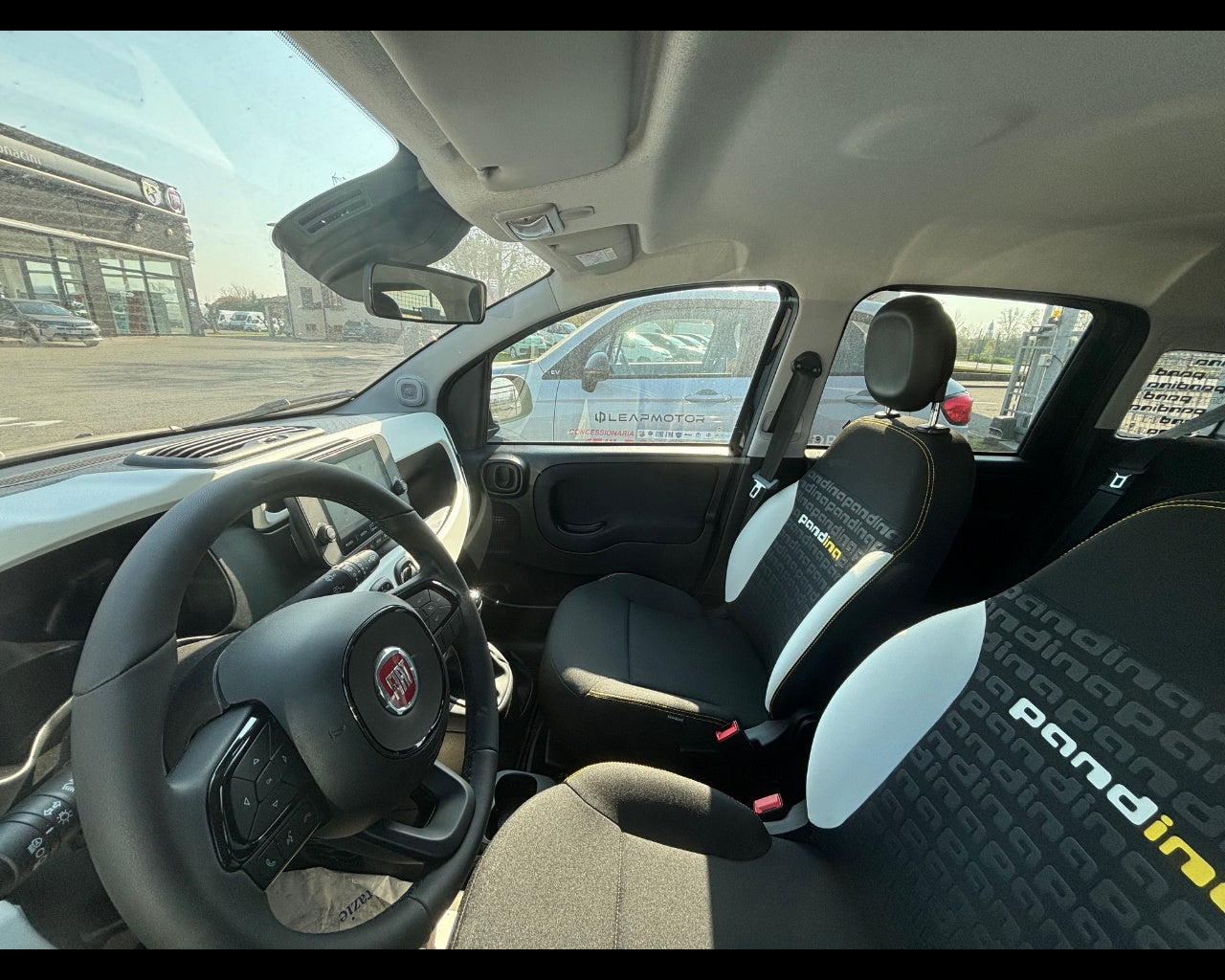 Panda My25 1.0 70cv Hybrid Pandina