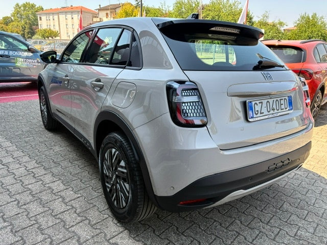 600 Hybrid My25 600 1.2 Hybrid100cv