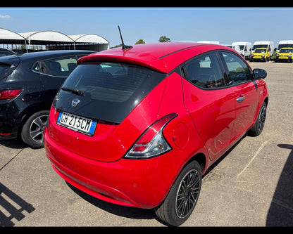 LANCIA Y