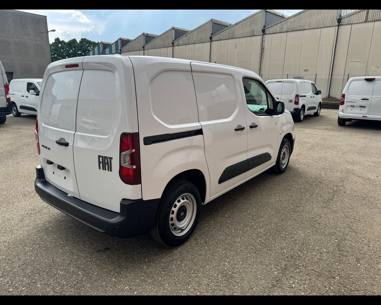 Doblò Serie 3 Van Ch1 1.5 Bluehdi 100cv Mt6 - Easy Pro