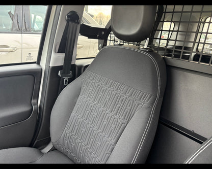 Panda Van Series 9 Panda 1.0 Hybrid S&S 70cv E6.4 - 2 Posti