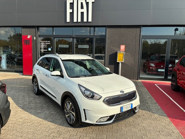 KIA NIRO HYBRID STYLE