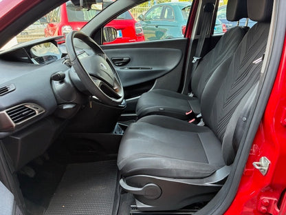 LANCIA Y 1.0 HYBRID 70CV GOLD