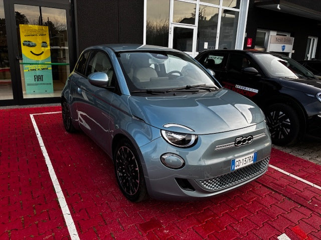 500 BEV 3+1 ICON 320KM