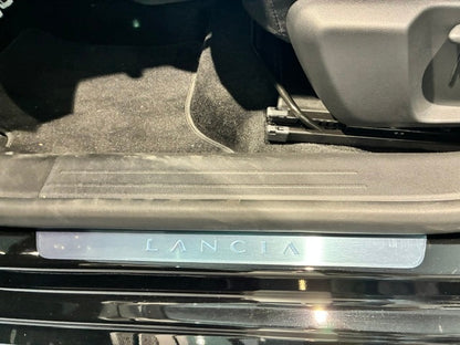 Nuova Ypsilon Ibrida Nuova Ypsilon Hf Line 1.2 110cv Ibrida