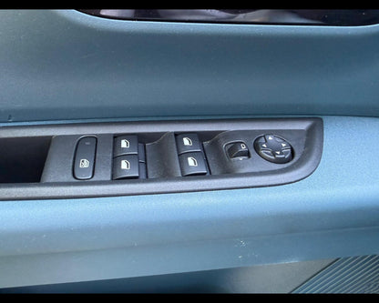 GRANDE PANDA HYBRID ICON 110CV
