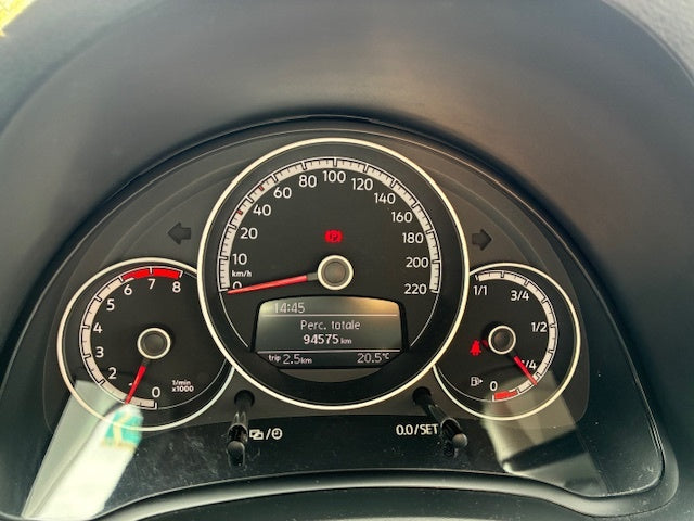 VOLKSWAGEN UP 1.0 BZ SPORT