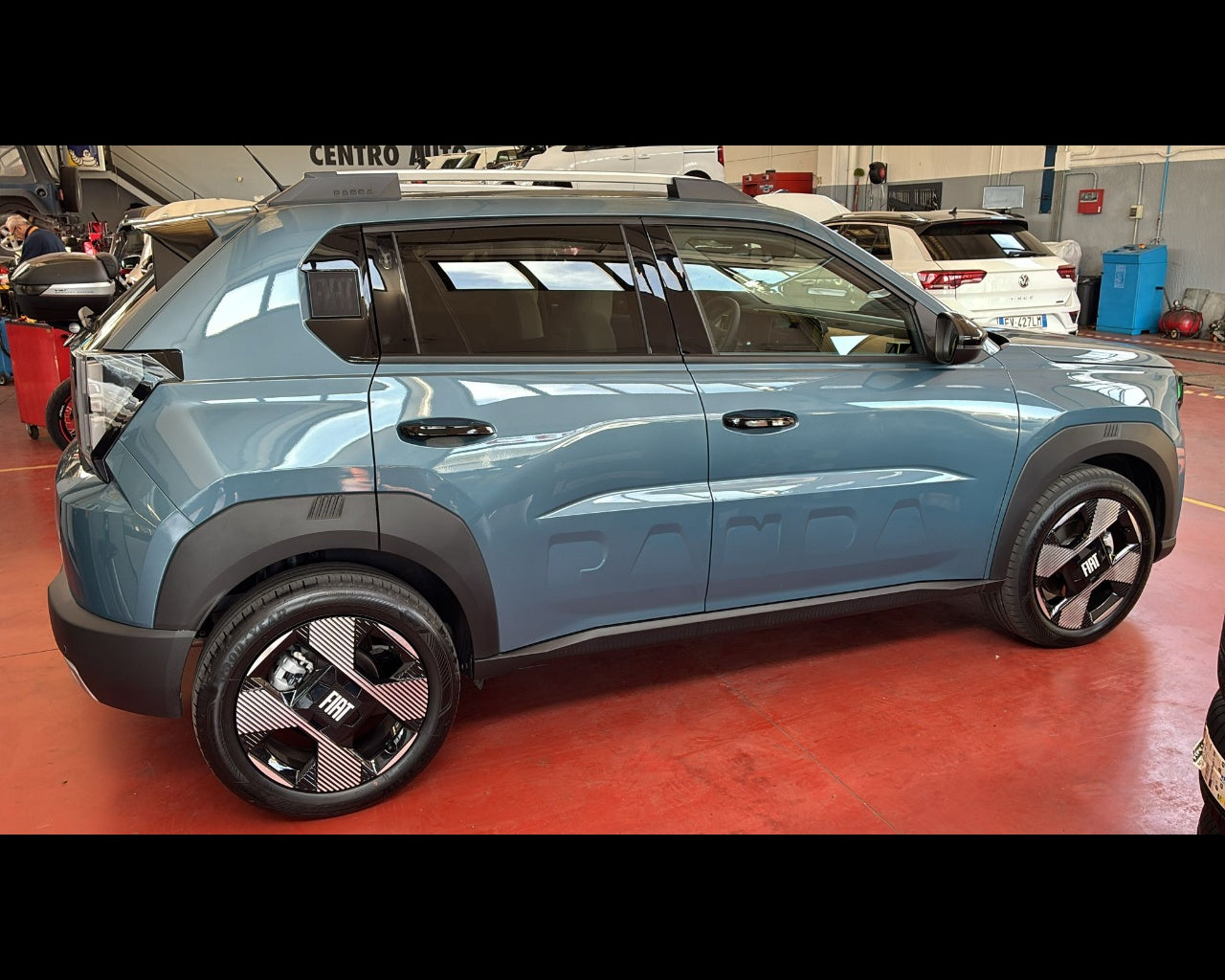 Grande Panda Hybrid La Prima 1.2 Hybrid 100cv