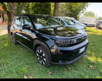 GRANDE PANDA HYBRID ICON 110CV