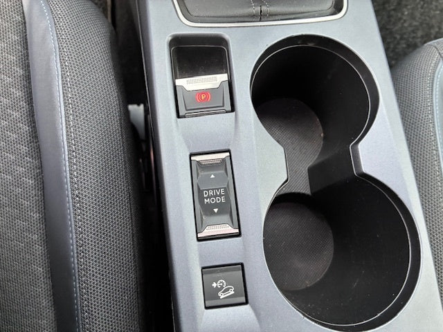 PEUGEOT 2008 1.2 BZ ALLURE