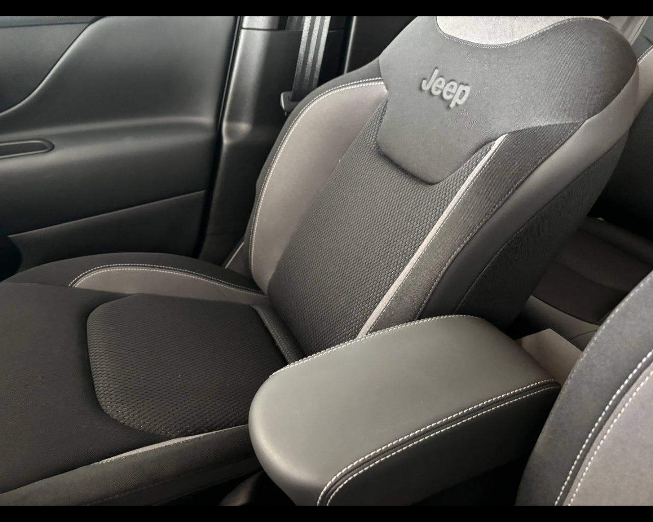 JEEP RENEGADE E-HYBRID MY 23 LIMITED 1.5