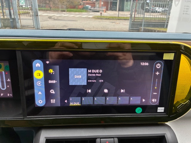 Grande Panda Hybrid La Prima 1.2 Hybrid 100cv