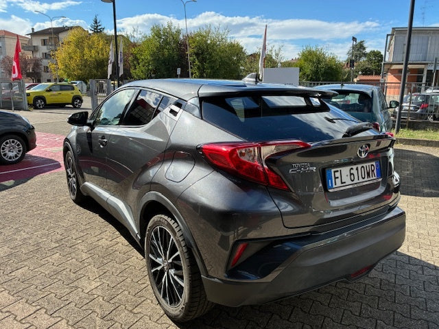 TOYOTA C-HR 1.8 HYBRID TREND
