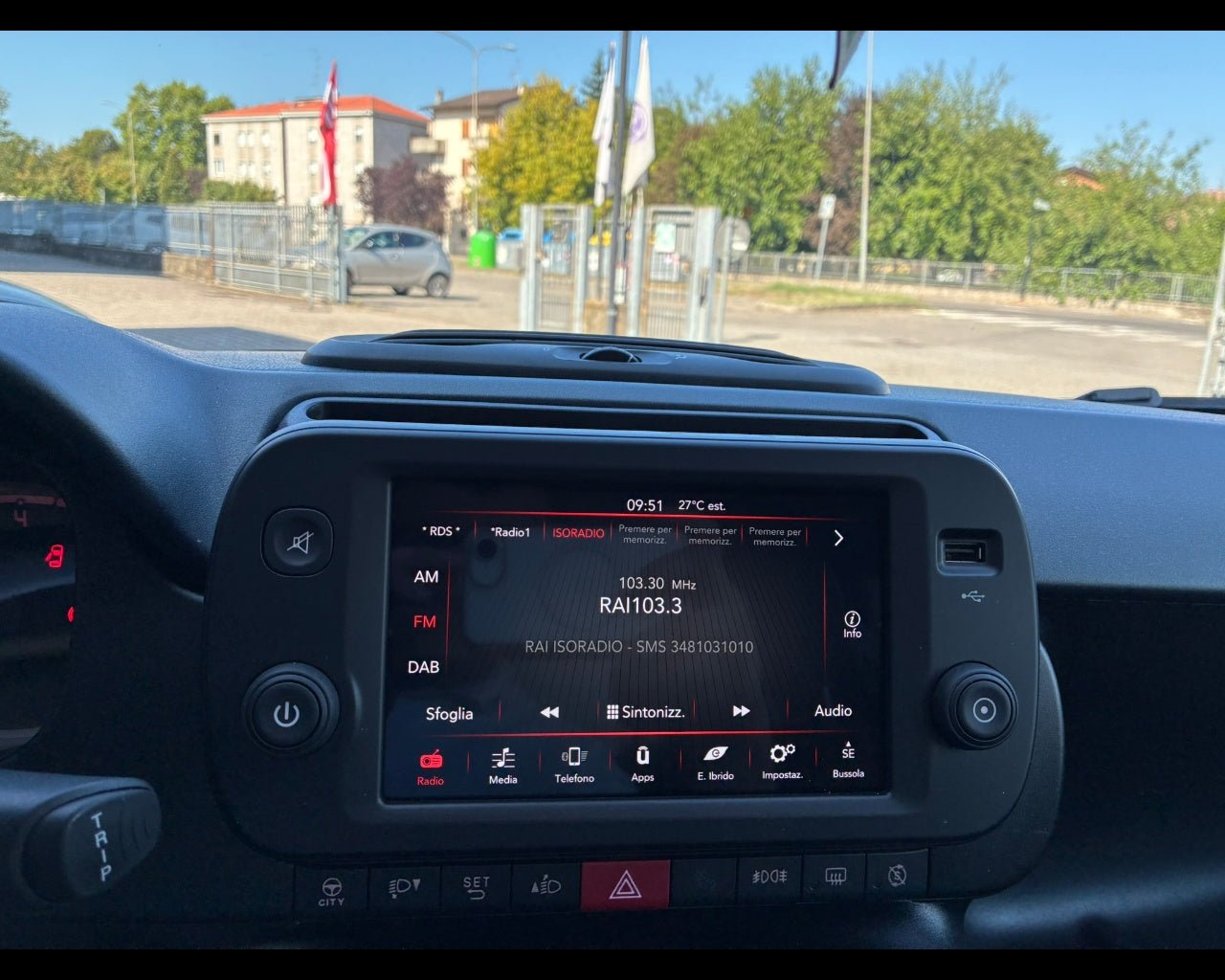 NUOVA PANDA 1.0 HYBRID 70CV CROSS